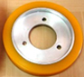 Handrail drive roller